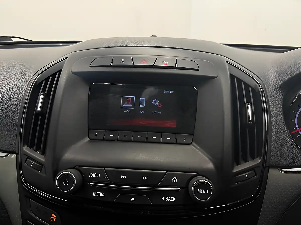 Used 2014 Vauxhall Insignia Design Black - Interior and Exterior details 17