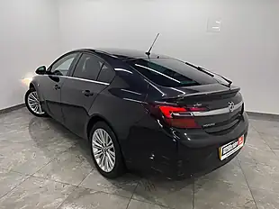 Used 2014 Vauxhall Insignia Design Black - Interior and Exterior details 5