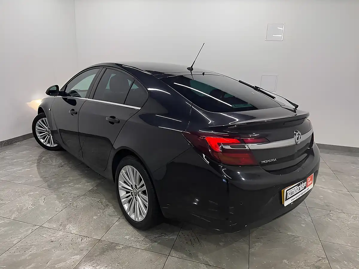 Used 2014 Vauxhall Insignia Design Black - Interior and Exterior details 5