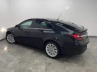 Used 2014 Vauxhall Insignia Design Black - Interior and Exterior details 6