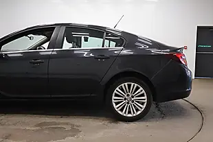 Used 2014 Vauxhall Insignia Design Black - Interior and Exterior details 5