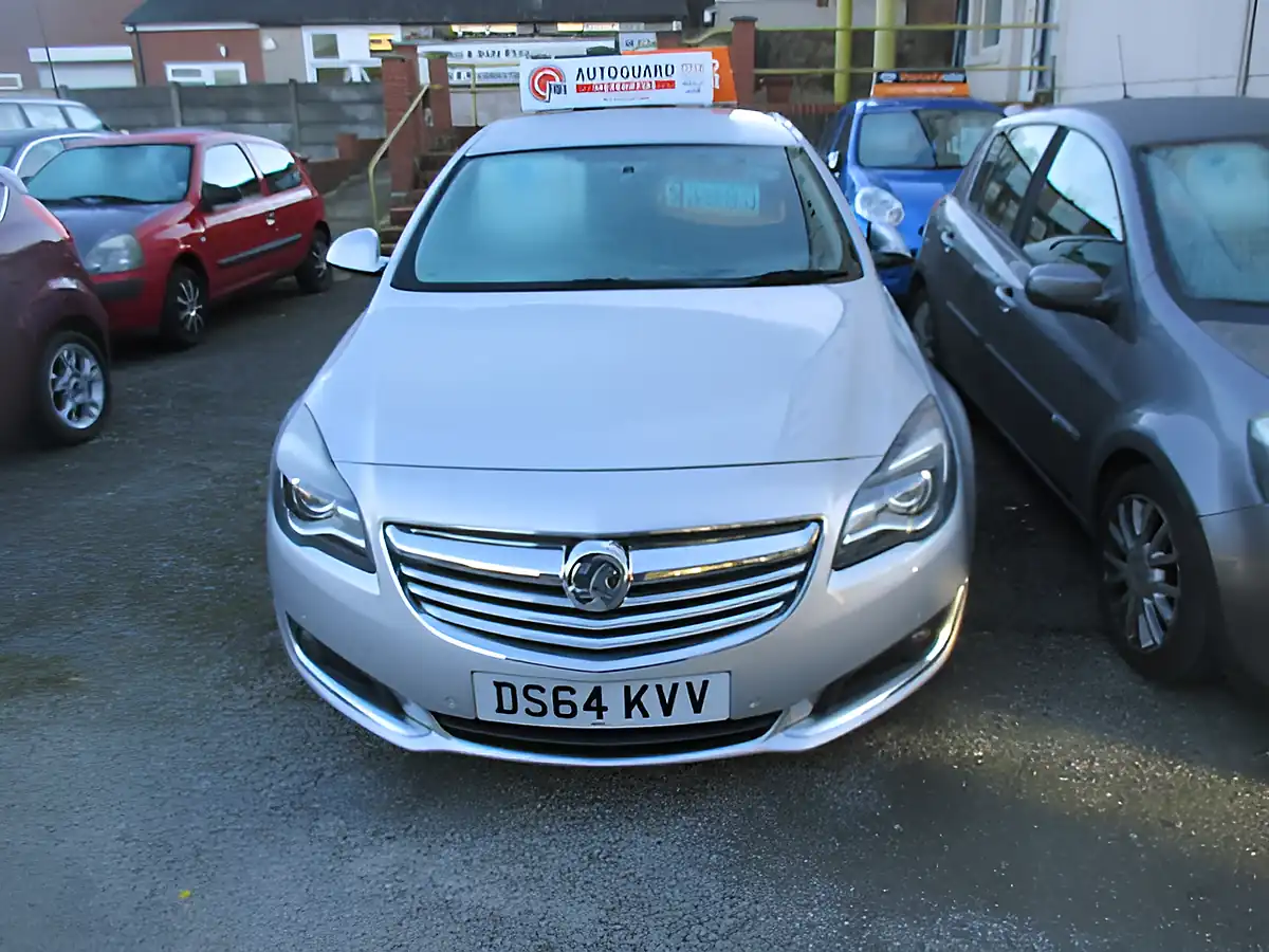 Used 2014 Vauxhall Insignia Design Nav Silver - Front View