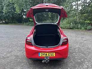 Used 2014 Vauxhall Insignia Design Red - Interior and Exterior details 11