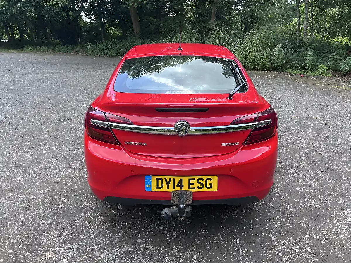 Used 2014 Vauxhall Insignia Design Red - Interior and Exterior details 5