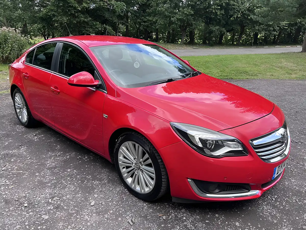 Used 2014 Vauxhall Insignia Design Red - Interior and Exterior details 8