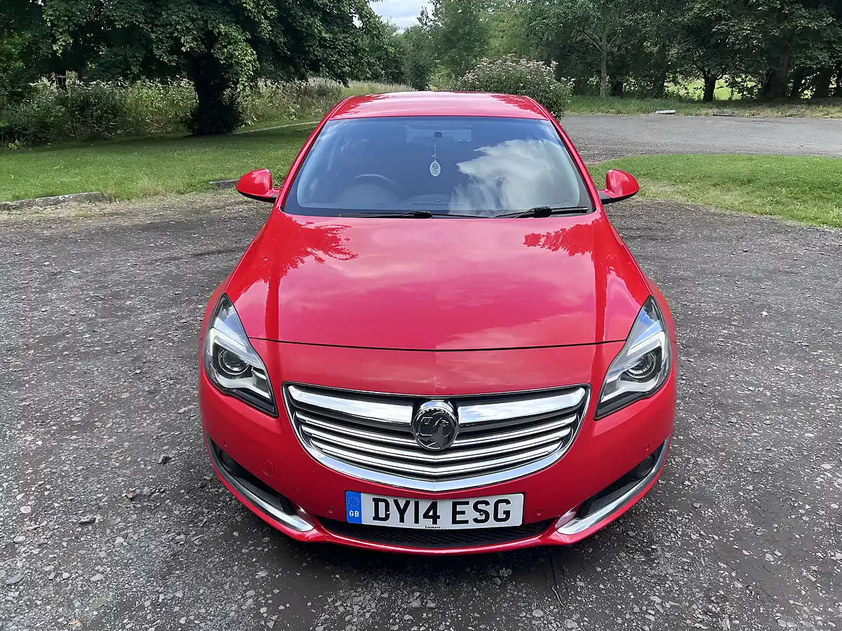 Used 2014 Vauxhall Insignia Design Red - Interior and Exterior details 9