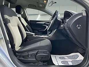 Used 2014 Vauxhall Insignia Design Silver - Interior and Exterior details 11