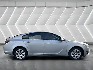 Used 2014 Vauxhall Insignia Design Silver - Interior and Exterior details 5