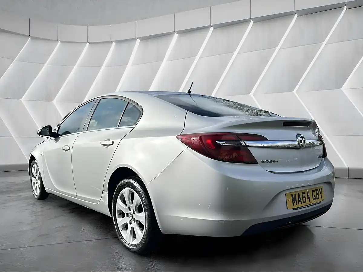 Used 2014 Vauxhall Insignia Design Silver - Interior and Exterior details 9