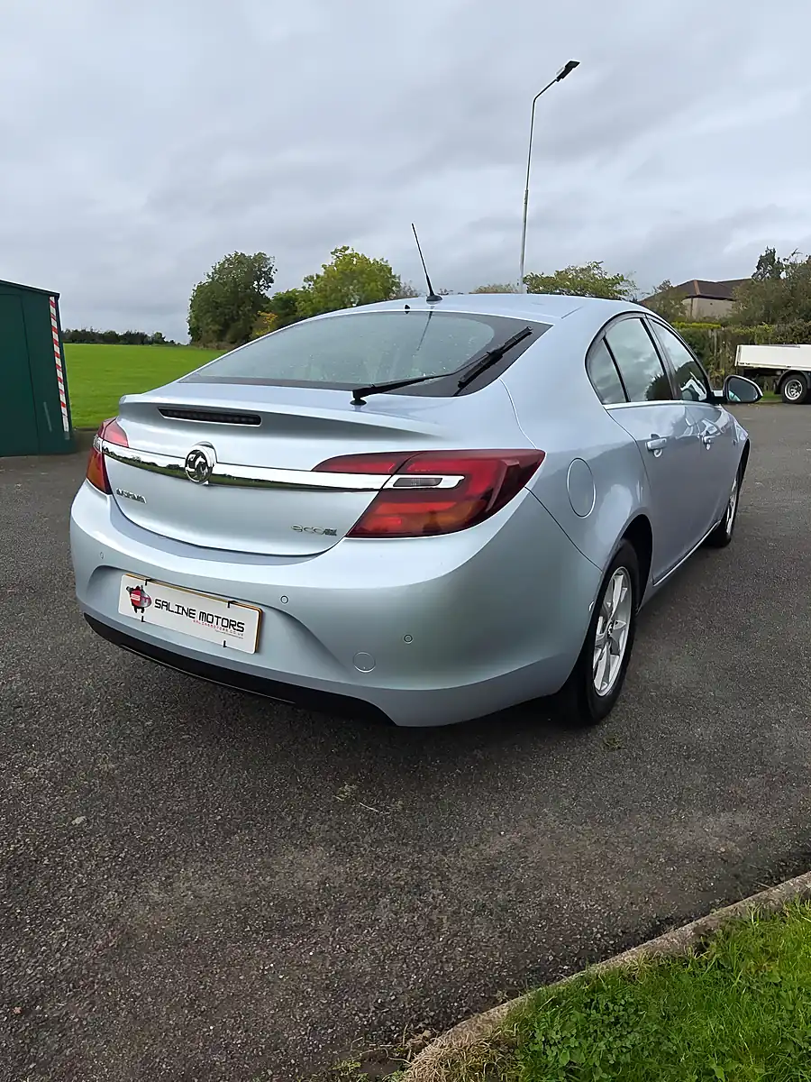 Used 2014 Vauxhall Insignia Design Silver - Interior and Exterior details 4