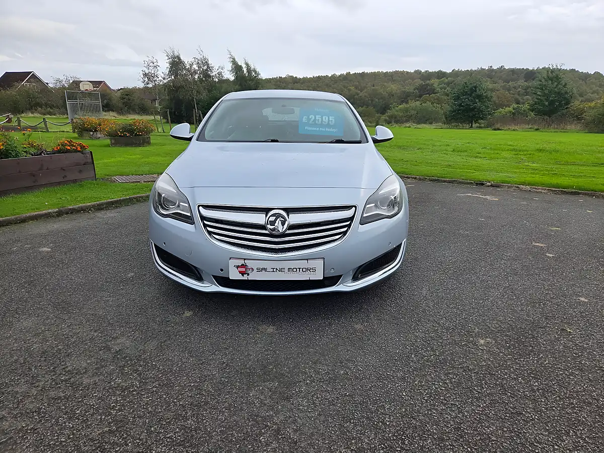 Used 2014 Vauxhall Insignia Design Silver - Interior and Exterior details 5