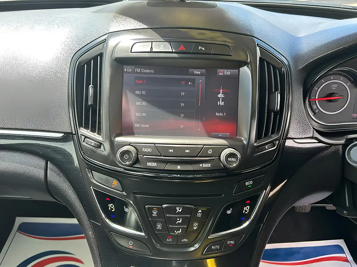 Used 2014 Vauxhall Insignia Elite Nav Black - Interior and Exterior details 15