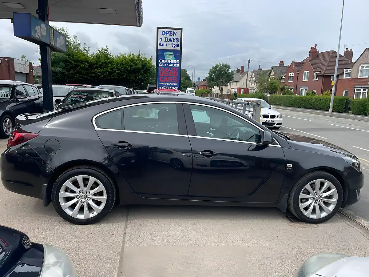 Used 2014 Vauxhall Insignia Elite Nav Black - Interior and Exterior details 3