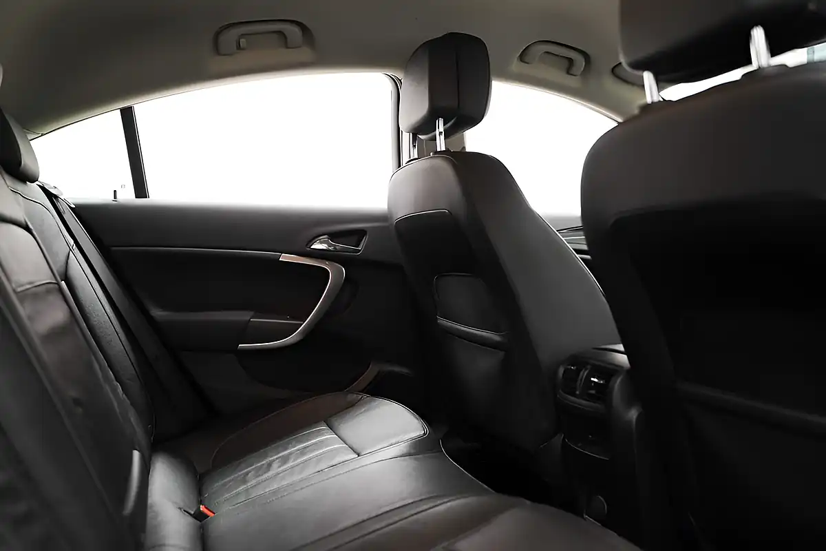 Used 2014 Vauxhall Insignia Elite Nav Red - Interior and Exterior details 13