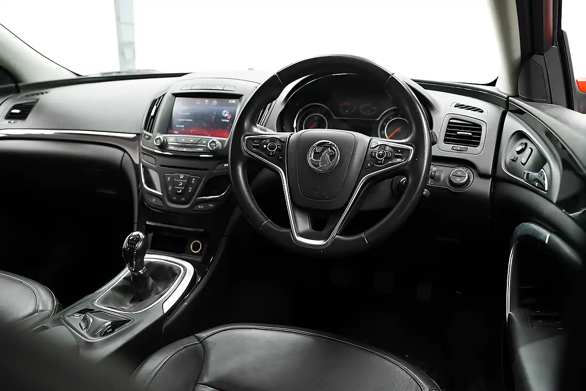 Used 2014 Vauxhall Insignia Elite Nav Red - Interior and Exterior details 16