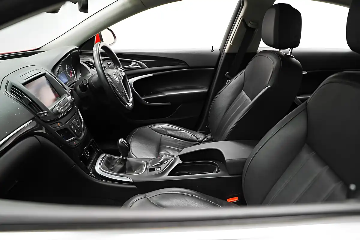 Used 2014 Vauxhall Insignia Elite Nav Red - Interior and Exterior details 19
