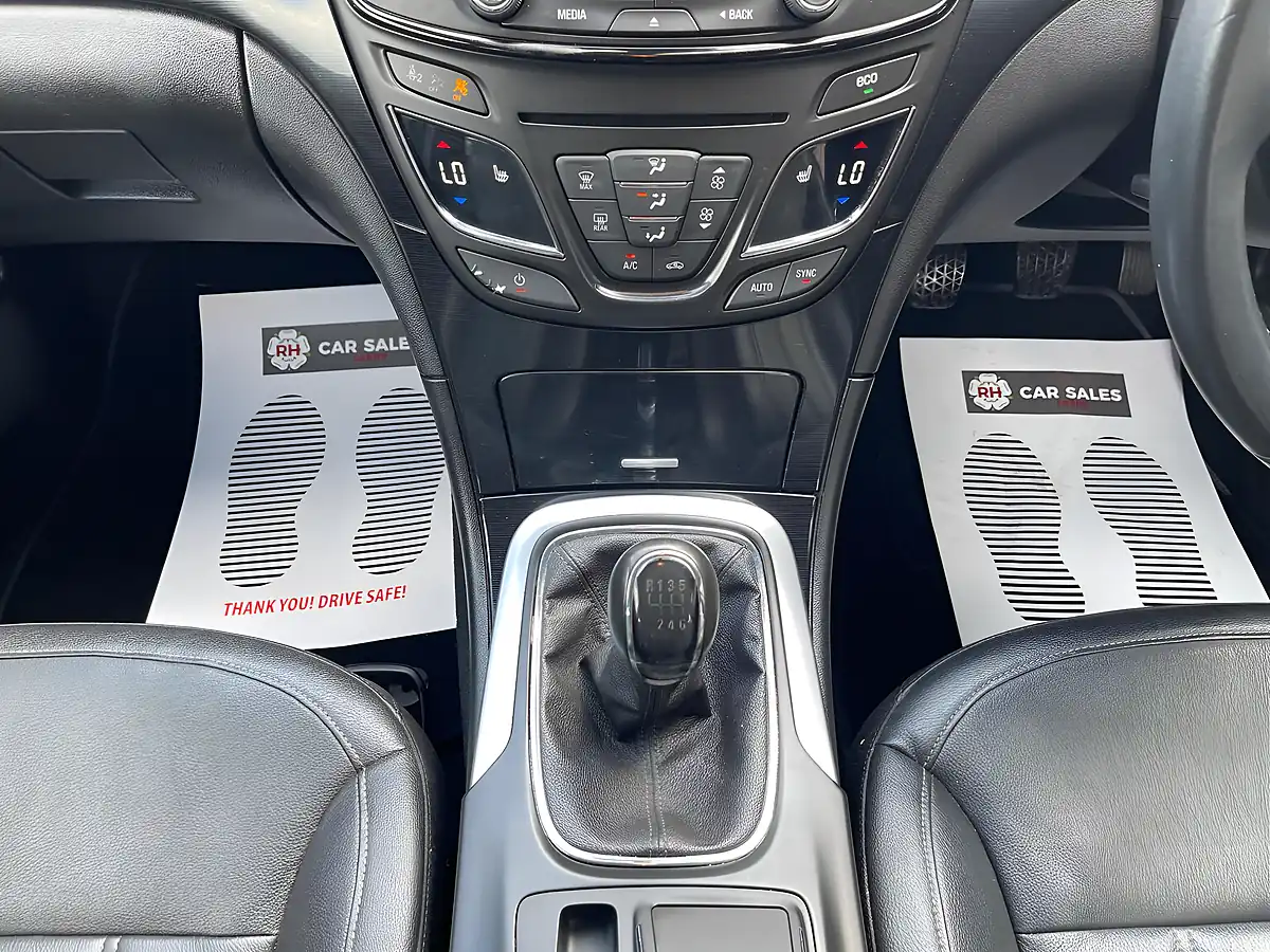 Used 2014 Vauxhall Insignia Elite Nav Silver - Interior and Exterior details 15
