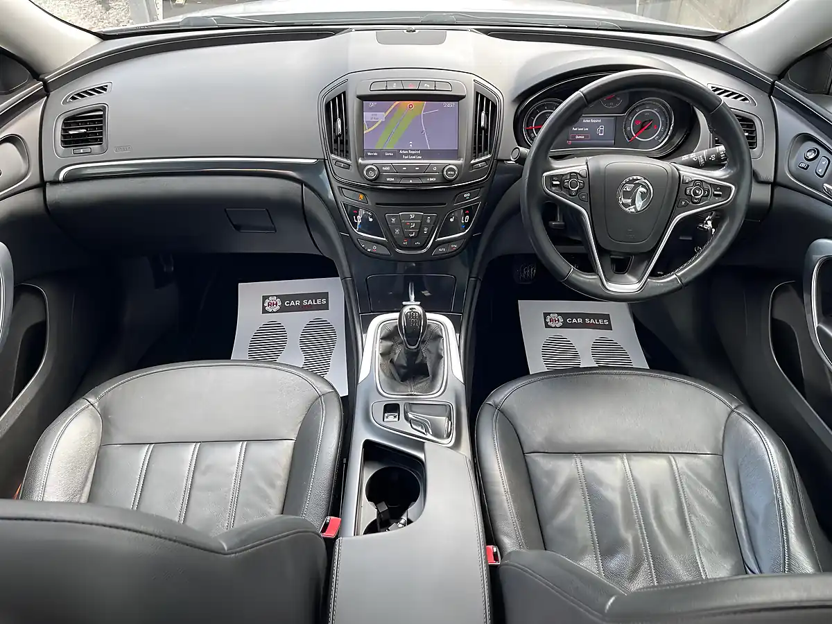 Used 2014 Vauxhall Insignia Elite Nav Silver - Interior and Exterior details 4