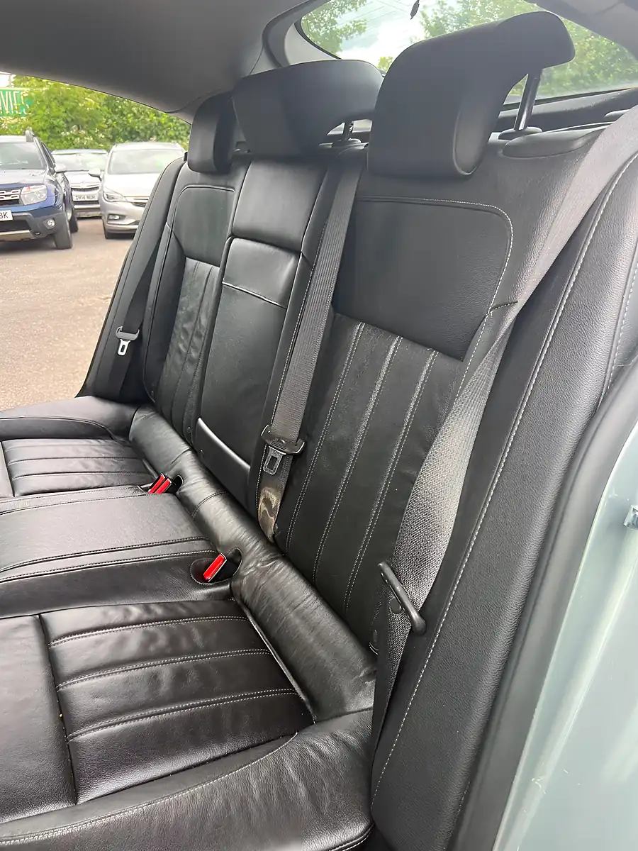 Used 2014 Vauxhall Insignia Elite Nav Silver - Interior and Exterior details 12