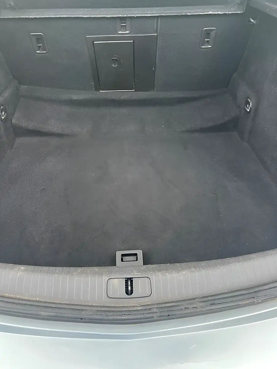 Used 2014 Vauxhall Insignia Elite Nav Silver - Interior and Exterior details 16
