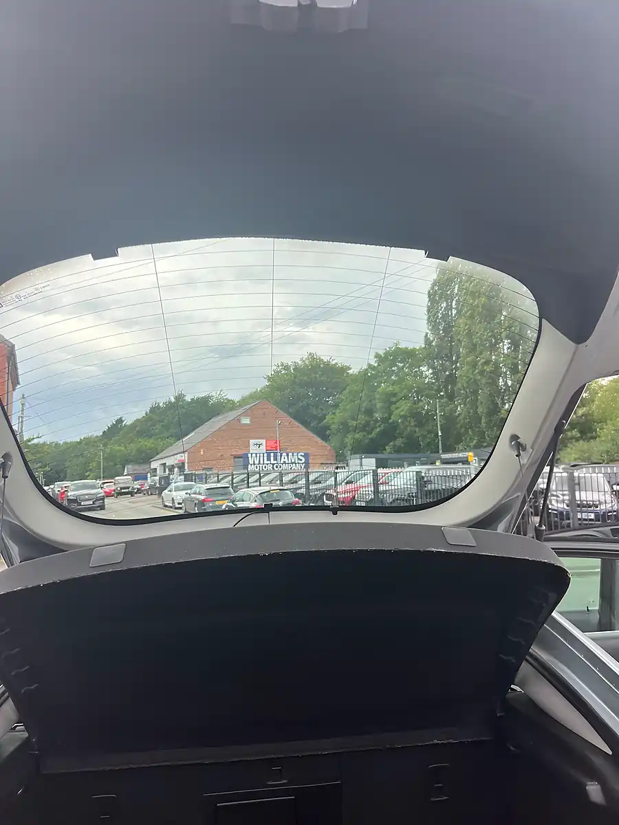 Used 2014 Vauxhall Insignia Elite Nav Silver - Interior and Exterior details 19