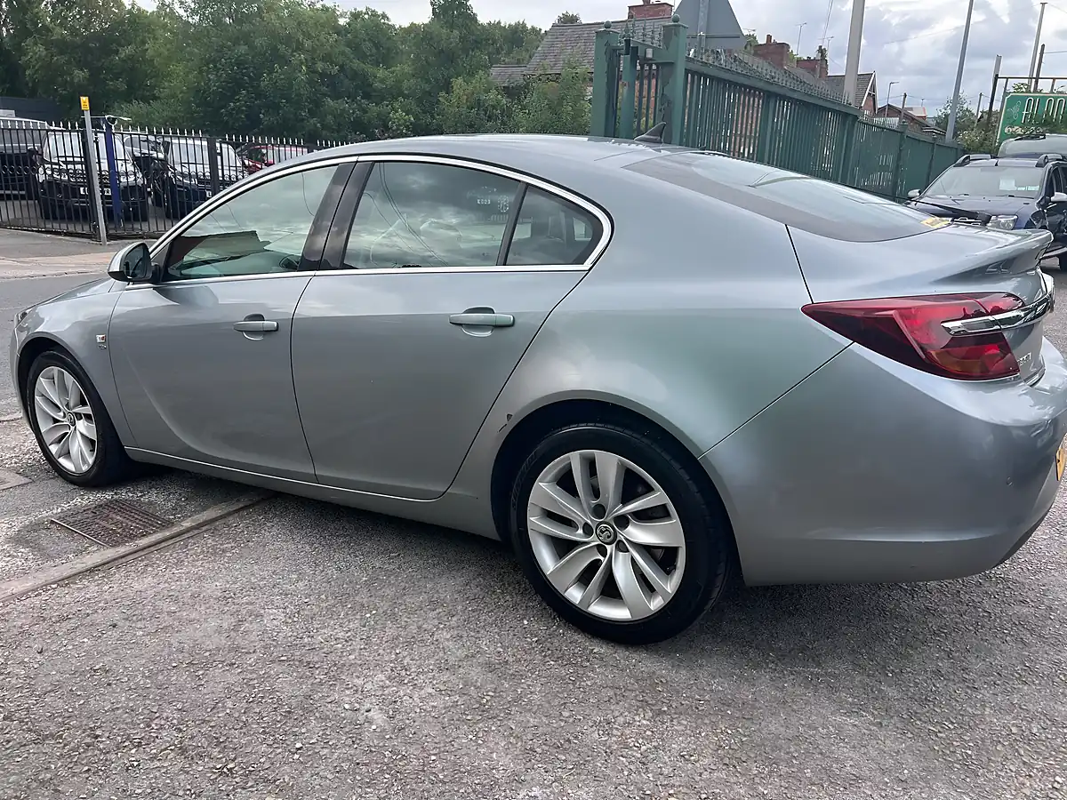 Used 2014 Vauxhall Insignia Elite Nav Silver - Interior and Exterior details 6