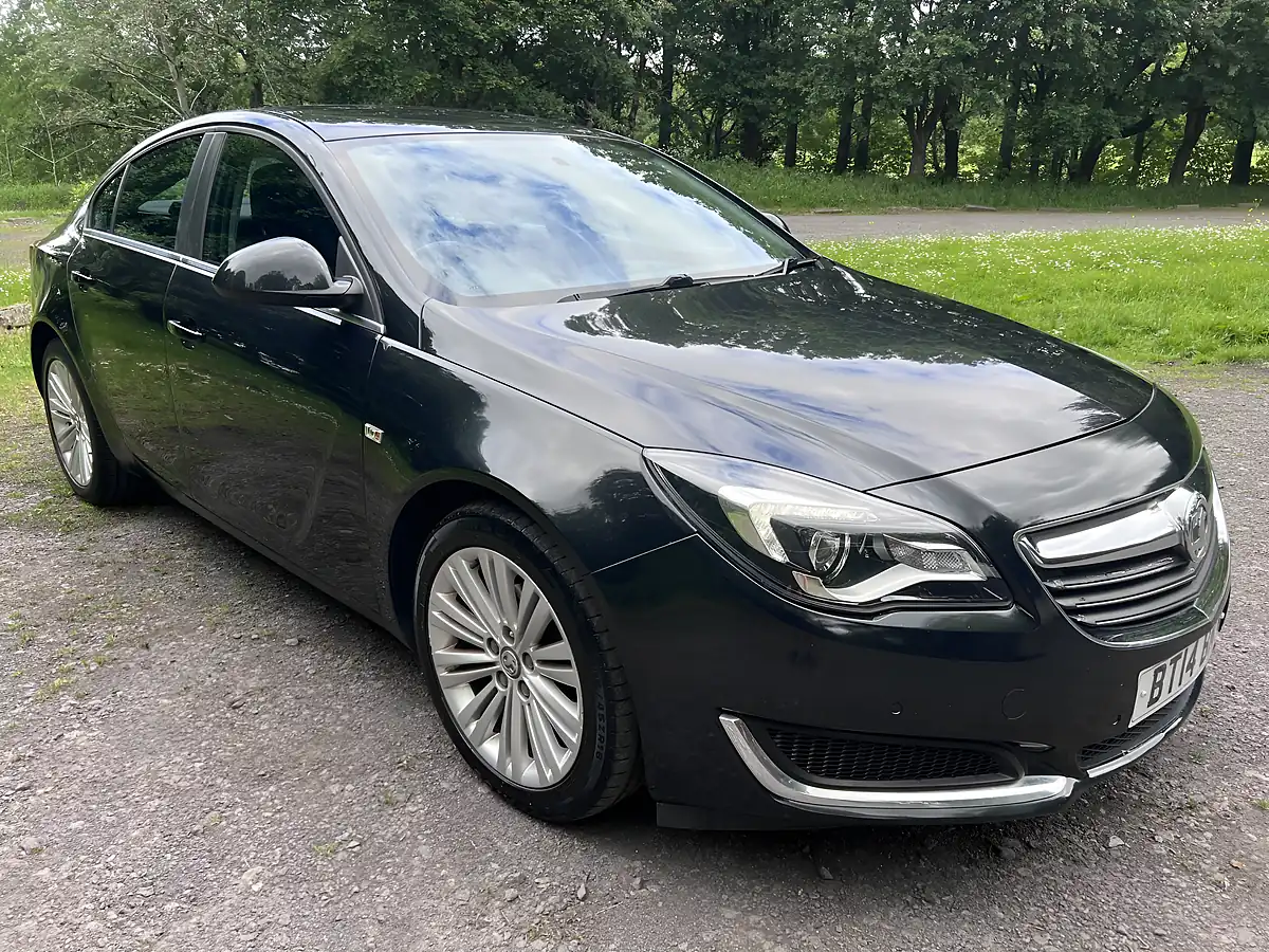 Used 2014 Vauxhall Insignia Energy Black - Interior and Exterior details 8