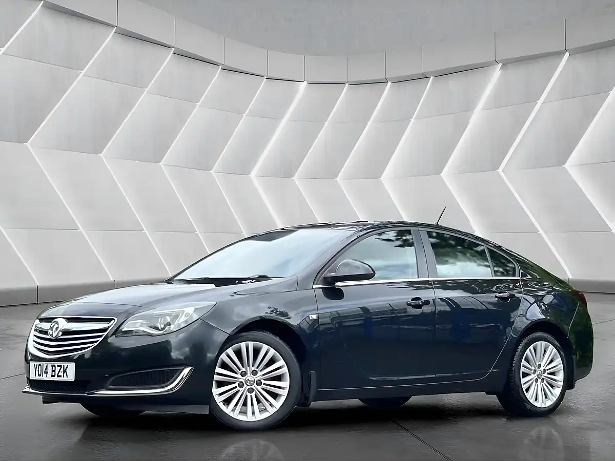 Used 2014 Vauxhall Insignia Energy Black - Front View