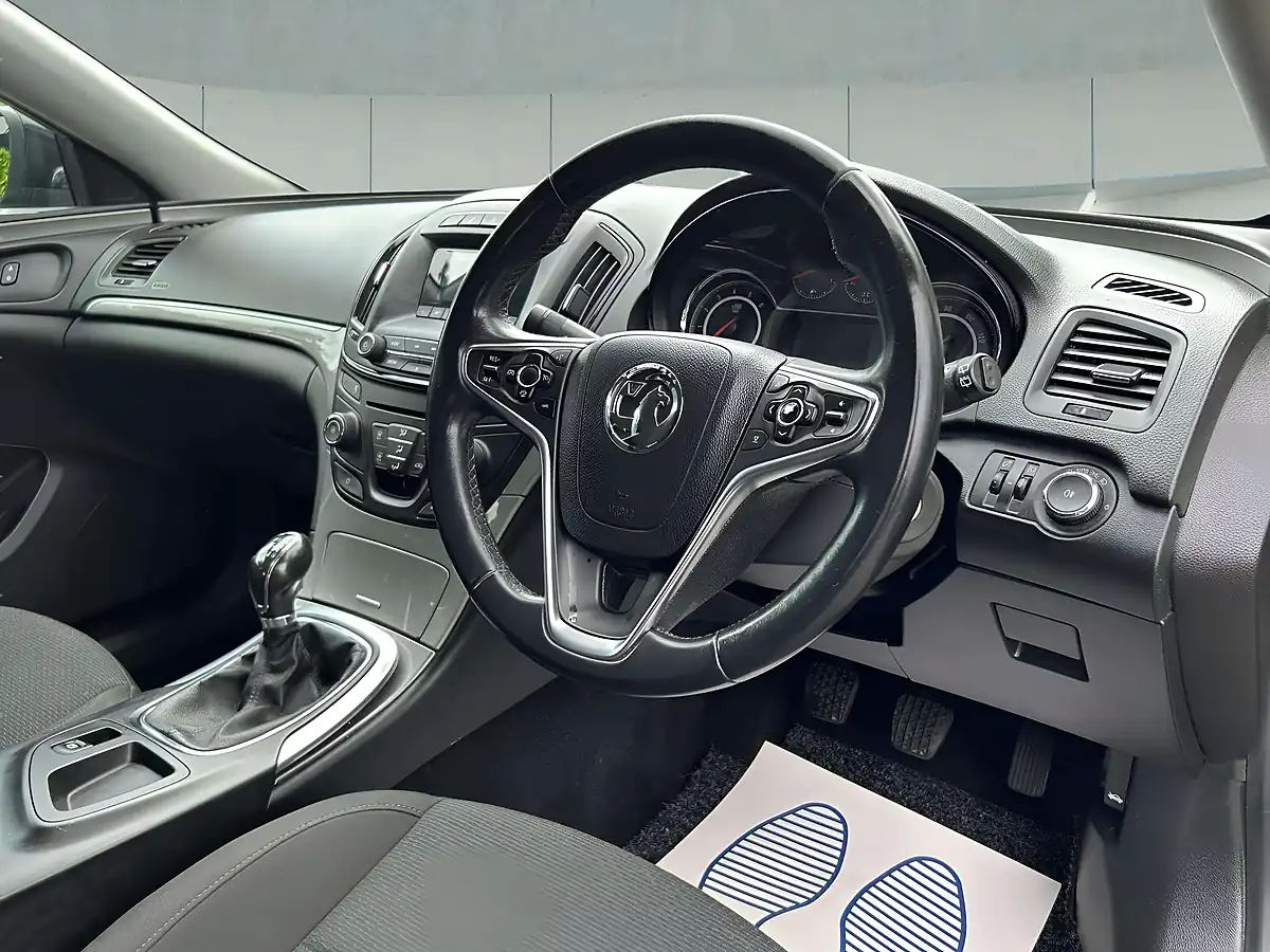 Used 2014 Vauxhall Insignia Energy Black - Interior and Exterior details 11