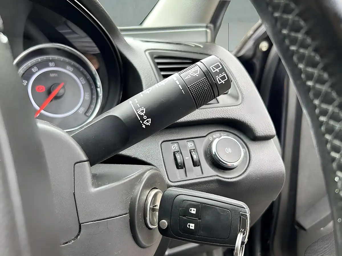 Used 2014 Vauxhall Insignia Energy Black - Interior and Exterior details 13