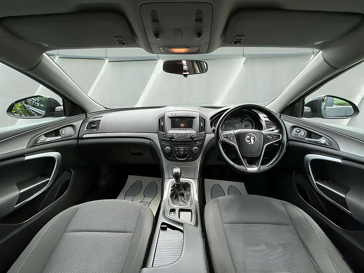 Used 2014 Vauxhall Insignia Energy Black - Interior and Exterior details 15
