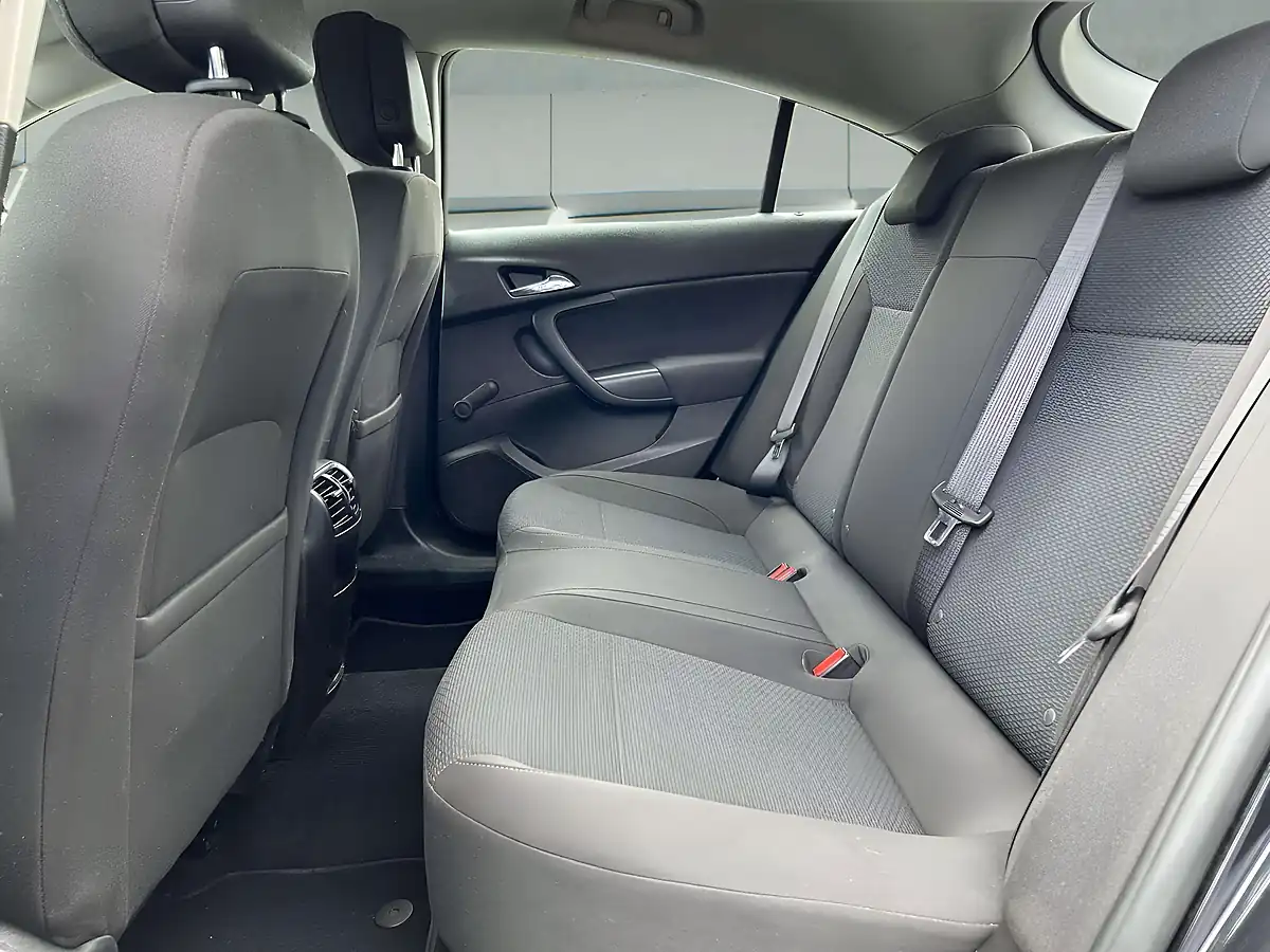 Used 2014 Vauxhall Insignia Energy Black - Interior and Exterior details 17