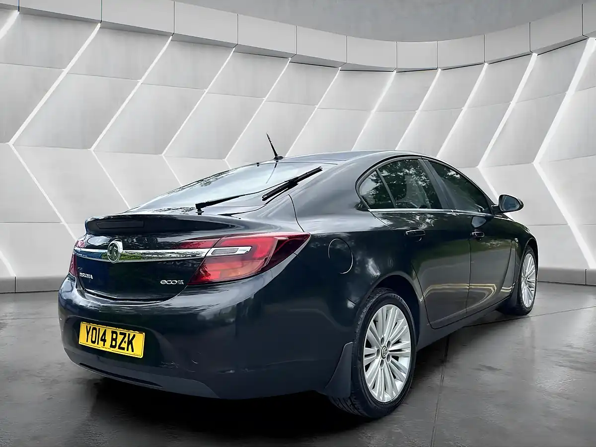 Used 2014 Vauxhall Insignia Energy Black - Interior and Exterior details 7