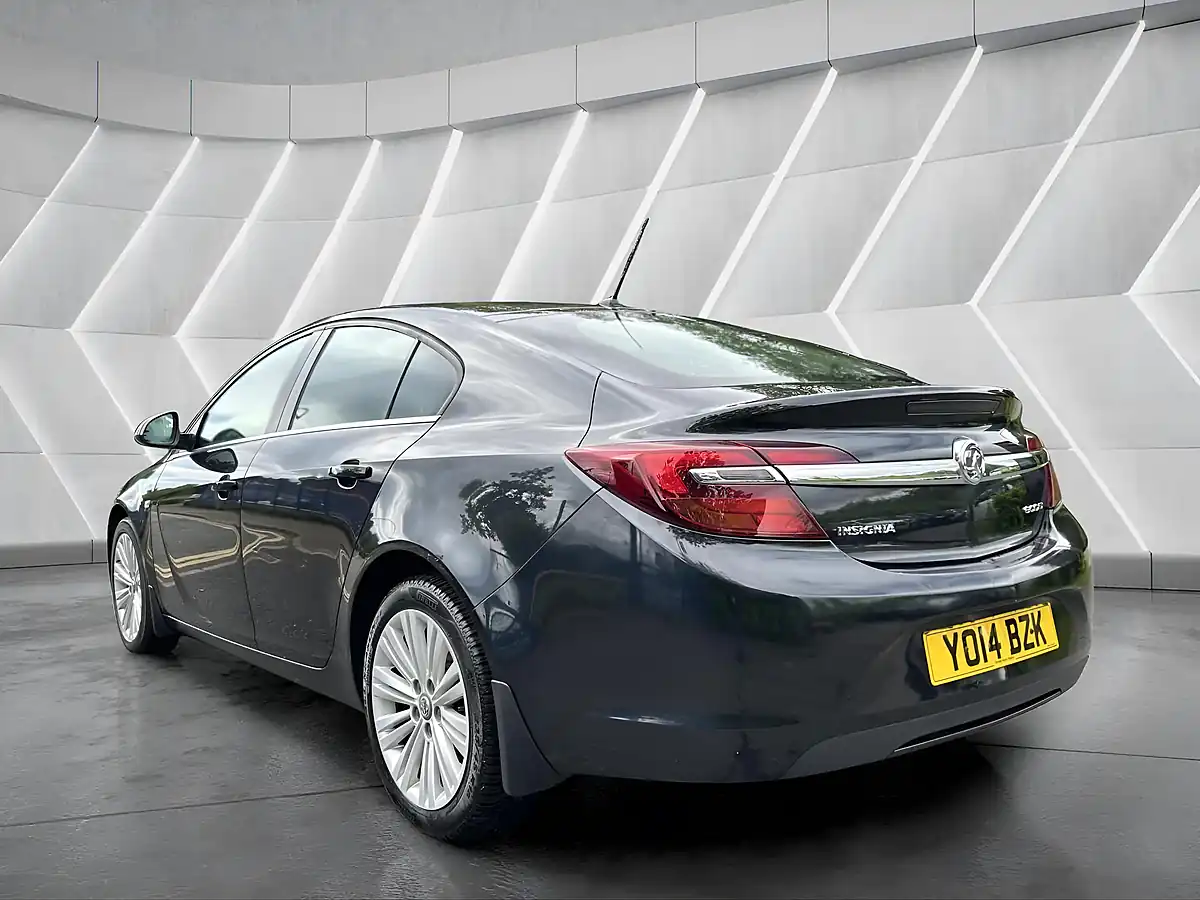 Used 2014 Vauxhall Insignia Energy Black - Interior and Exterior details 9