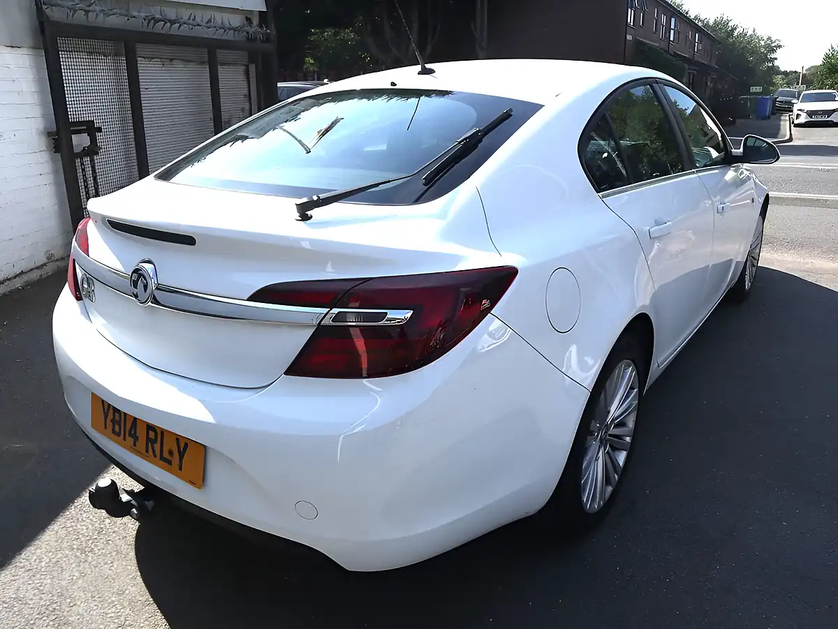 Used 2014 Vauxhall Insignia Energy White - Interior and Exterior details 12