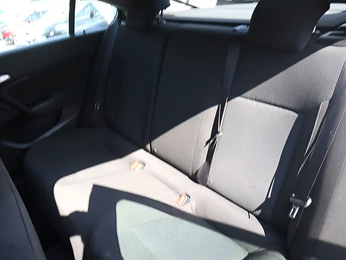Used 2014 Vauxhall Insignia Energy White - Interior and Exterior details 18