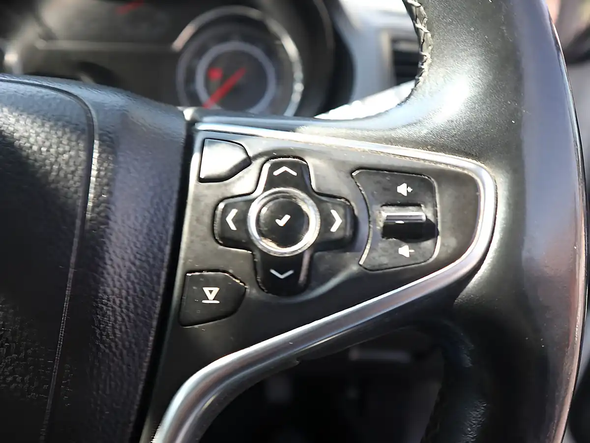 Used 2014 Vauxhall Insignia Energy White - Interior and Exterior details 19