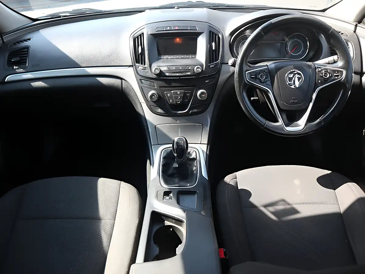 Used 2014 Vauxhall Insignia Energy White - Interior and Exterior details 2