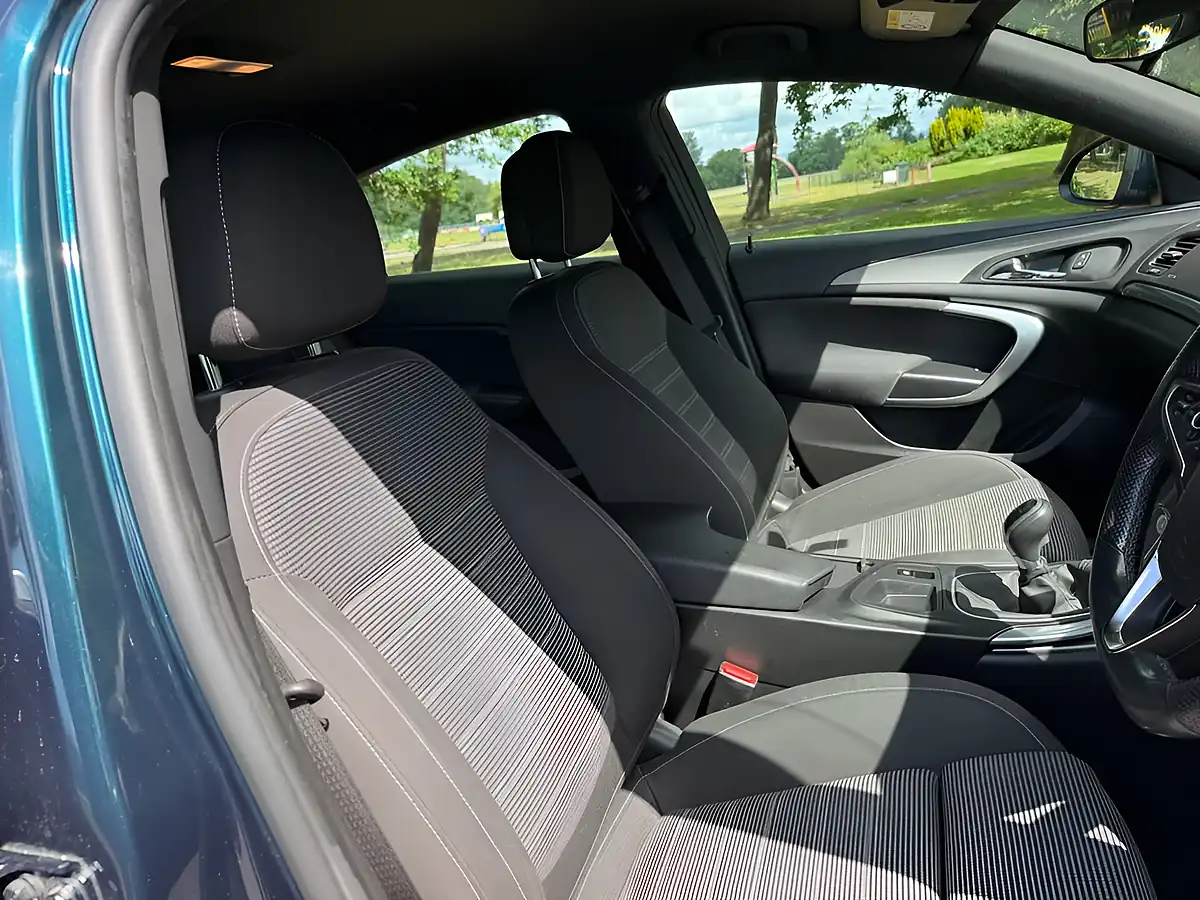 Used 2014 Vauxhall Insignia Limited Edition Green - Interior and Exterior details 11
