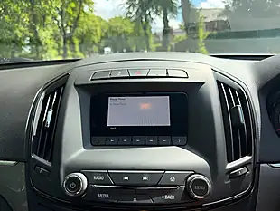 Used 2014 Vauxhall Insignia Limited Edition Green - Interior and Exterior details 17