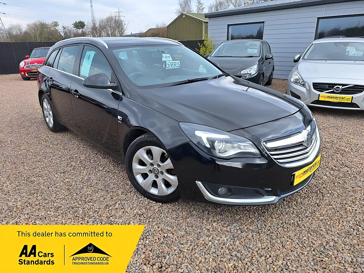 Used 2014 Vauxhall Insignia Sri Black - Front View