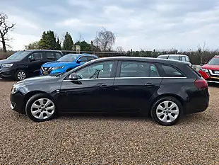 Used 2014 Vauxhall Insignia Sri Black - Interior and Exterior details 14