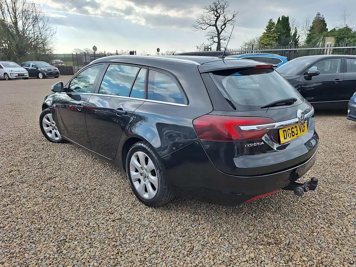 Used 2014 Vauxhall Insignia Sri Black - Interior and Exterior details 6
