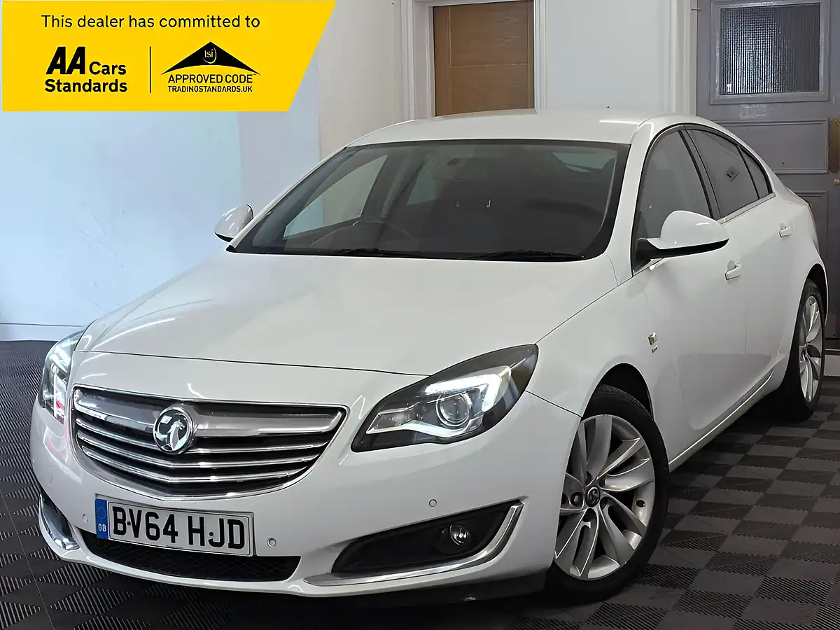 Used 2014 Vauxhall Insignia Sri Nav White - Front View