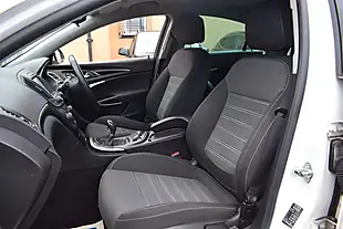 Used 2014 Vauxhall Insignia Sri Nav White - Interior and Exterior details 13
