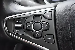Used 2014 Vauxhall Insignia Sri Nav White - Interior and Exterior details 18