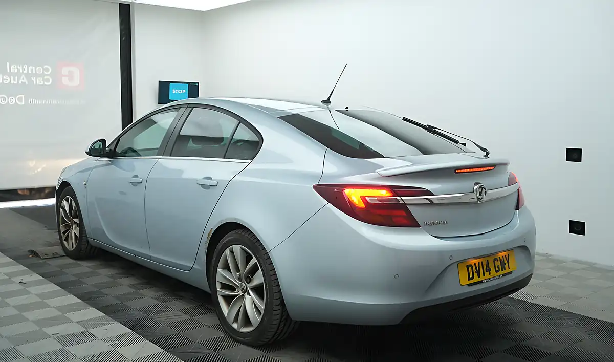 Used 2014 Vauxhall Insignia Sri Silver - Interior and Exterior details 3