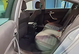 Used 2014 Vauxhall Insignia Sri Silver - Interior and Exterior details 8