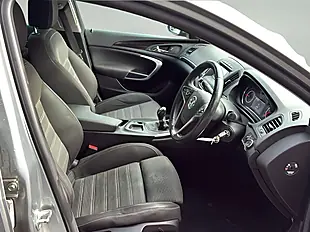 Used 2014 Vauxhall Insignia Sri Sovereign Silver - Interior and Exterior details 10