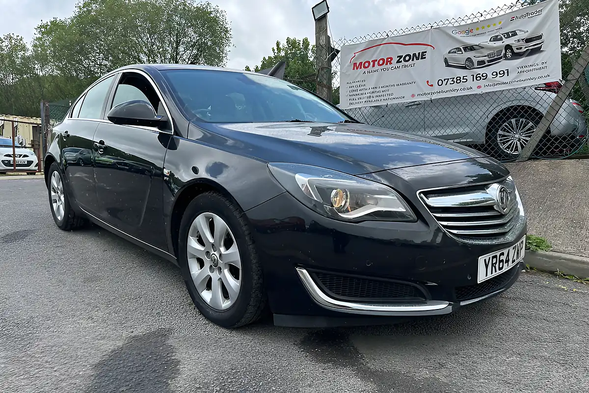 Used 2014 Vauxhall Insignia Tech Line Black - Front View